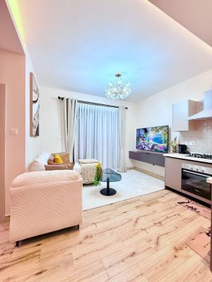 Fully Furnished and Serviced 2 Bedroom Apartment All Ensuite Available, Kilimani, Nairobi, Apartment for Rent