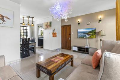 Your Serene City Escape -- Spacious 2-bedroom Airbnb, Off Parklands Road, Westlands, Nairobi, Apartment for Rent