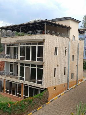 an Excellent 5 Bedroom Townhouse All Ensuite Plus Dsq, Lavington, Nairobi, House for Rent