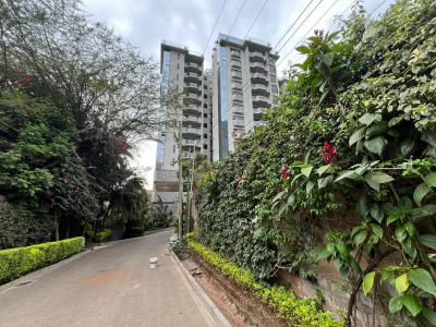 Exquisite, Modern 2 Bedroom All Ensuite Plus Cloakroom, Raphta Road, Westlands, Nairobi, Apartment for Rent
