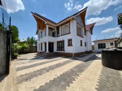 Modern 5-bedroom All-en-suite Home, Kamakis, Ruiru, Kiambu, House for Sale