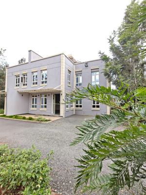 Charming 3-bedroom Townhouse  with Excellent Finishes, Bogani, Karen, Nairobi, House for Rent