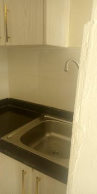 Bedsitter/studio, Kilimani, Dennis Pritt Road, Kilimani, Nairobi, Bedsitter (single Room) for Rent