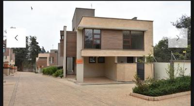 4 Bedroom House, Lavington, Nairobi, Detached Duplex for Sale