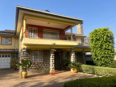 Elegant 4 Bedrooms with Well Manicured Garden, Runda, Westlands, Nairobi, Detached Duplex for Rent