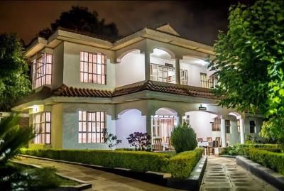 Exclusive Commercial Hotel  Ideal Boutique Hotel, Guesthouse Or Luxury, Karen, Nairobi, Hotel / Guest House for Rent