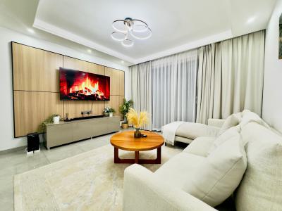 an Excellent Spacious 2 Bedroom Furnished and Serviced, Riverside Drive, Westlands, Nairobi, Apartment for Rent