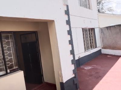 2 Bedroom House, Karen Road, Karen, Nairobi, Detached Duplex for Rent
