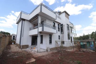 Flatroof 4 Bedroom Maisonette All Ensuite with Dsq in Ngong., Ngong, Kajiado, House for Sale