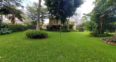 Luxurious 5 Bedrooms, Karen, Nairobi, House for Sale