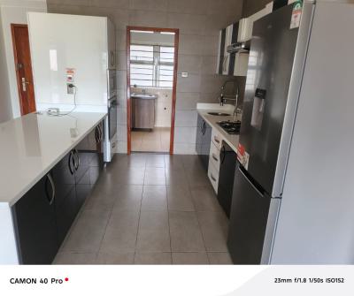 Unfurnished Modern 2 Bedroom, Kileleshwa, Nairobi, Apartment for Rent