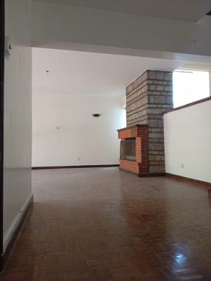 Four (4) Bedroom Master En-suite Townhouse with a Staff Quarter, Kasuku Center, Kileleshwa, Nairobi, Townhouse for Rent