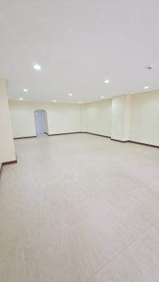 Spacious 4-bedroom Home with Resort-style Amenities, Batu Batu Road, Parklands, Nairobi, Apartment for Sale