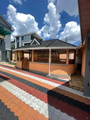 5 Bedroom House with Sq All Ensuite with Family Room, Home Office and, Ruiru, Ruiru, Kiambu, House for Sale