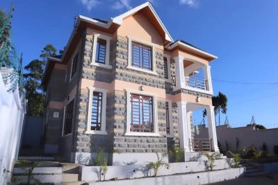 Amazing 4 Bedroom Maisonette All Ensuite on Eighth Plot in Ngong, 200 Meters From The Tarmac Road, Ngong, Kajiado, House for Sale