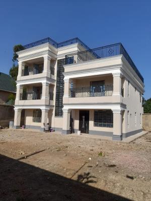 Modern 5bedroom All Ensuite House with Dsq on Eighth in Kikuyu., Gikambura 400meters From The Tarmac Road, Kikuyu, Kiambu, House for Sale