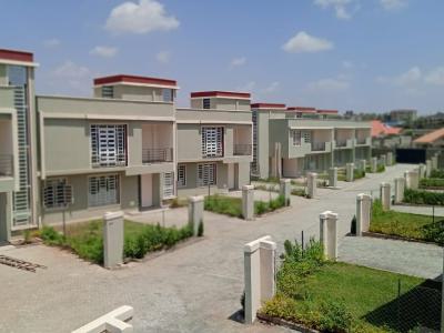 Exquisite 3 and 4 Bedroom All-ensuite Flat Roof Townhouses with a Dsq, Muigai Estate, Kitengela, Kajiado, Townhouse for Sale