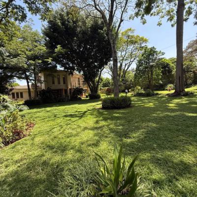 Luxurious 5 Bedroom, Miotoni Road, Karen, Nairobi, House for Sale
