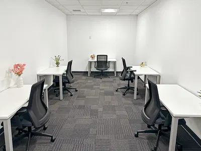 Serviced Office Space for 15 Workstations in HQ I&m Tower — Kenyatta Avenue, I & M Tower, 15-17TH Floors, Nairobi Central, Nairobi