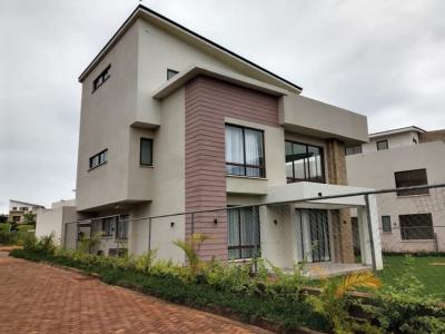 Amazing 4 Bedroom 2level Townhouse with Dsq/pool on an Eighth, Runda, Westlands, Nairobi, House for Sale