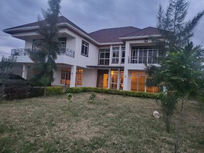 Amazing 5 Bedroom House All Ensuite Plus Dsq on Half Acre, a Few Meters From The Tarmac Road, Ongata Rongai, Kajiado, House for Sale