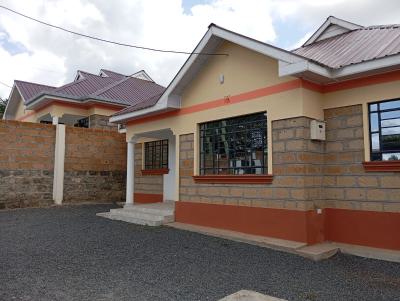 Amazing 3bedroom Home All Ensuite on Eighth, a Few Meters From The Tarmac Road, Ongata Rongai, Kajiado, House for Sale