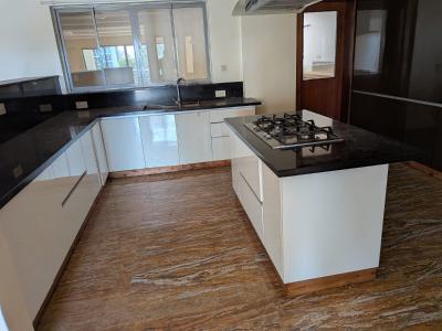 Secure, Spacious Family Home 4 Bedrooms with Dsq & Ample Parking, Kandara Road, Kileleshwa, Nairobi, Apartment for Rent