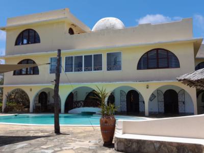 Beachfront All Ensuite 4-bedroom Villa, Off Kanani Road, Watamu, Kilifi, House for Sale