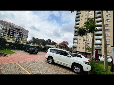Spacious 2 Bedroom Master Ensuite, Kingara Road, Lavington, Nairobi, Apartment for Rent