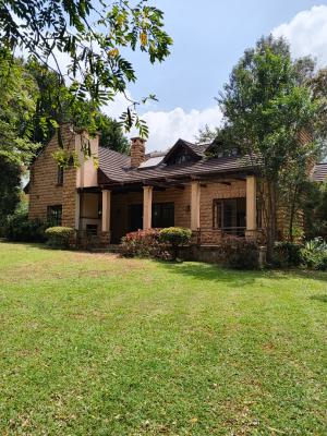 an Elegant Classic 5 Bedrooms Home on 0.75 Acres, Karen, Karen, Nairobi, House for Sale