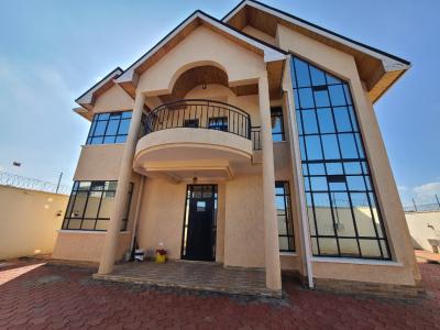 Modern 4 Bedroom Townhouse  in Ruiru, Kamakis Ruiru, Ruiru, Kiambu, House for Sale