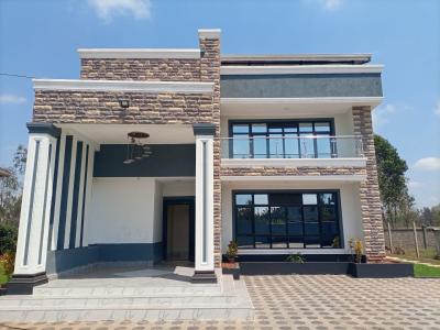 4 Bedroom House with Sq, Family Room, Gazebo All Ensuite in a Controll, Ruiru, Ruiru, Kiambu, Townhouse for Sale