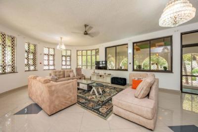 5 Bedrooms Maisonette on a 0.20 Ha. Plot in Nyali. Asking Pri, Nyali Mombasa, Nyali, Mombasa, Townhouse for Sale