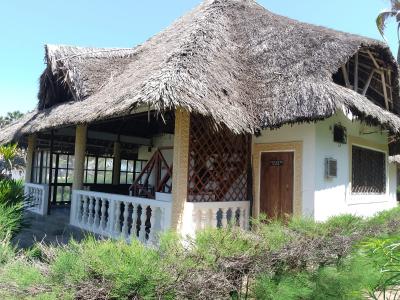 Exclusive Beachfront Furnished 2-bedroom Villa in Mambrui-mal, Mambrui, Malindi Town, Kilifi, House for Sale
