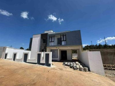 5 Bedroom Plus Dsq Townhouses in Kikukyu, Kamangu, Kikuyu, Kiambu, Townhouse for Sale