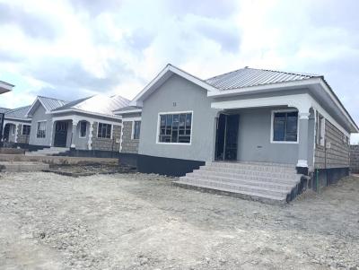 Modern 3 Bedroom All Ensuite Home + Sq, Yukos, Kitengela, Kajiado, House for Sale