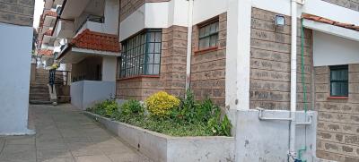 Three (3) Bedroom Two (2) Ensuite Apartment with a Swimming Pool, Kilimani, Kilimani Estate, Kilimani, Nairobi, Apartment for Rent