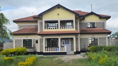 Luxurious 5-bedroom Home with Dsq Sits on a Half-acre Plot, Milimani, Yukos, Kitengela, Kajiado, House for Rent