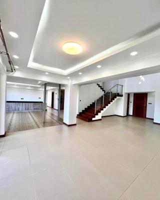 Luxurious 5 Bedroom Duplex, General Mathenge Road, Spring Valley, Nairobi, Apartment for Rent