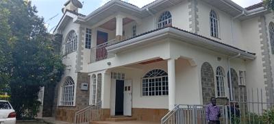 Four (4) Bedroom All Ensuite Townhouse with a Study Room and Staff Qua, Lavington Estate, Lavington, Nairobi, Townhouse for Rent