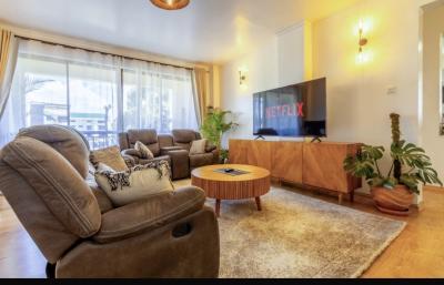 Fully Furnished and Serviced 2 Bedroom Apartment Master Ensuite, Kileleshwa, Nairobi, Apartment for Rent