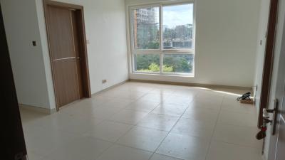 an Elegant Spacious 2 Bedroom Master Ensuite, Sports Road, Westlands, Nairobi, Apartment for Rent