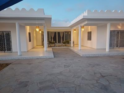 Watamu Kilifi  2 Bedroom Villa Big Dinning Area and Kitchen Sitting on, Watamu, Watamu, Kilifi, Townhouse for Sale