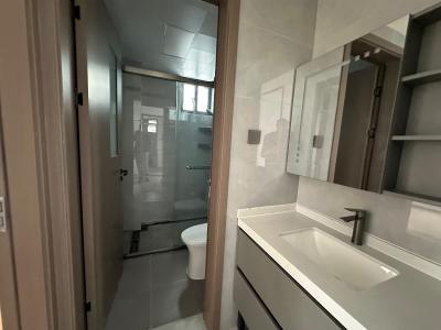 Ready to Move in Apartment, Near Yaya and Ngong Road, Kilimani, Nairobi, Apartment for Sale