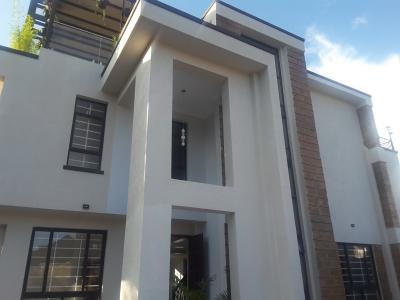 Stunning 4 Br Roofless House Plus Sqs, Kandisi Rd, Rimpa, Ongata Rongai, Kajiado, Townhouse for Sale