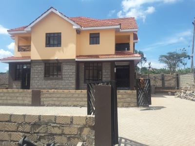 Spacious 4 Br Houses in Excellent Area, Rimpa, Ongata Rongai, Kajiado, Townhouse for Sale