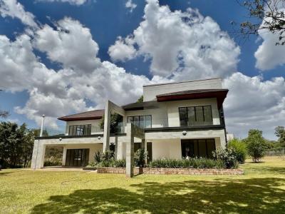 5 Br + 2 Dsqs Townhouse in Karen, Ololua Road, Karen, Nairobi, Townhouse for Sale