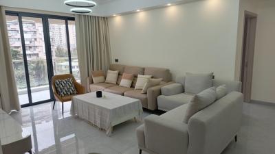 an Excellent Very Spacious 2 Bedroom Master Ensuite Fully Furnished, Kirichwa Road, Kilimani, Nairobi, Apartment for Rent
