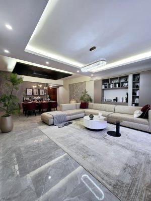 Unfurnished 4bedroom Apartment with DSQ in Kileleshwa
