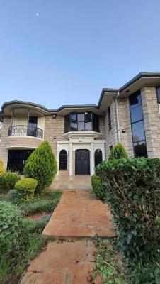Luxury 5 Bedroom Residence Offering Privacy and Elegant Living